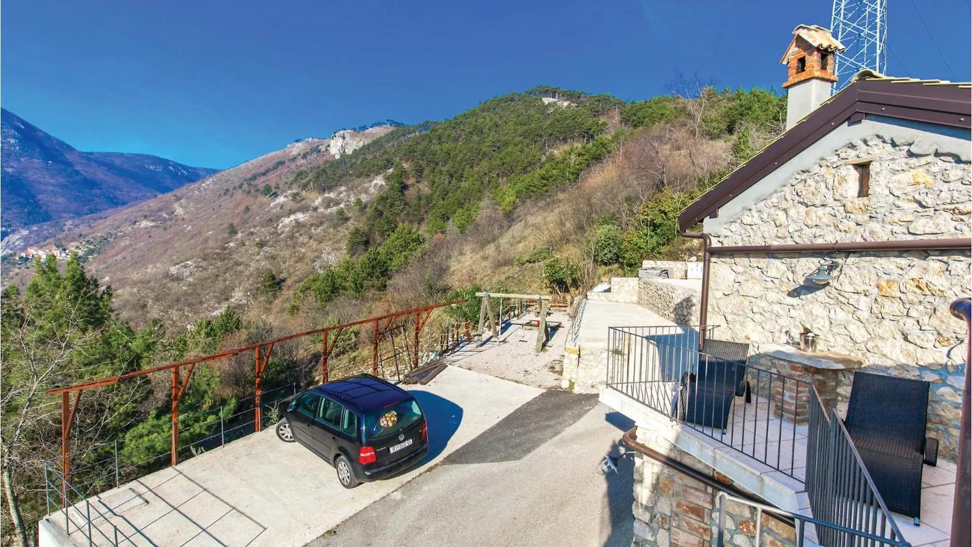 Holiday home 3 Bedroom Gorgeous Home In Moscenicka Draga