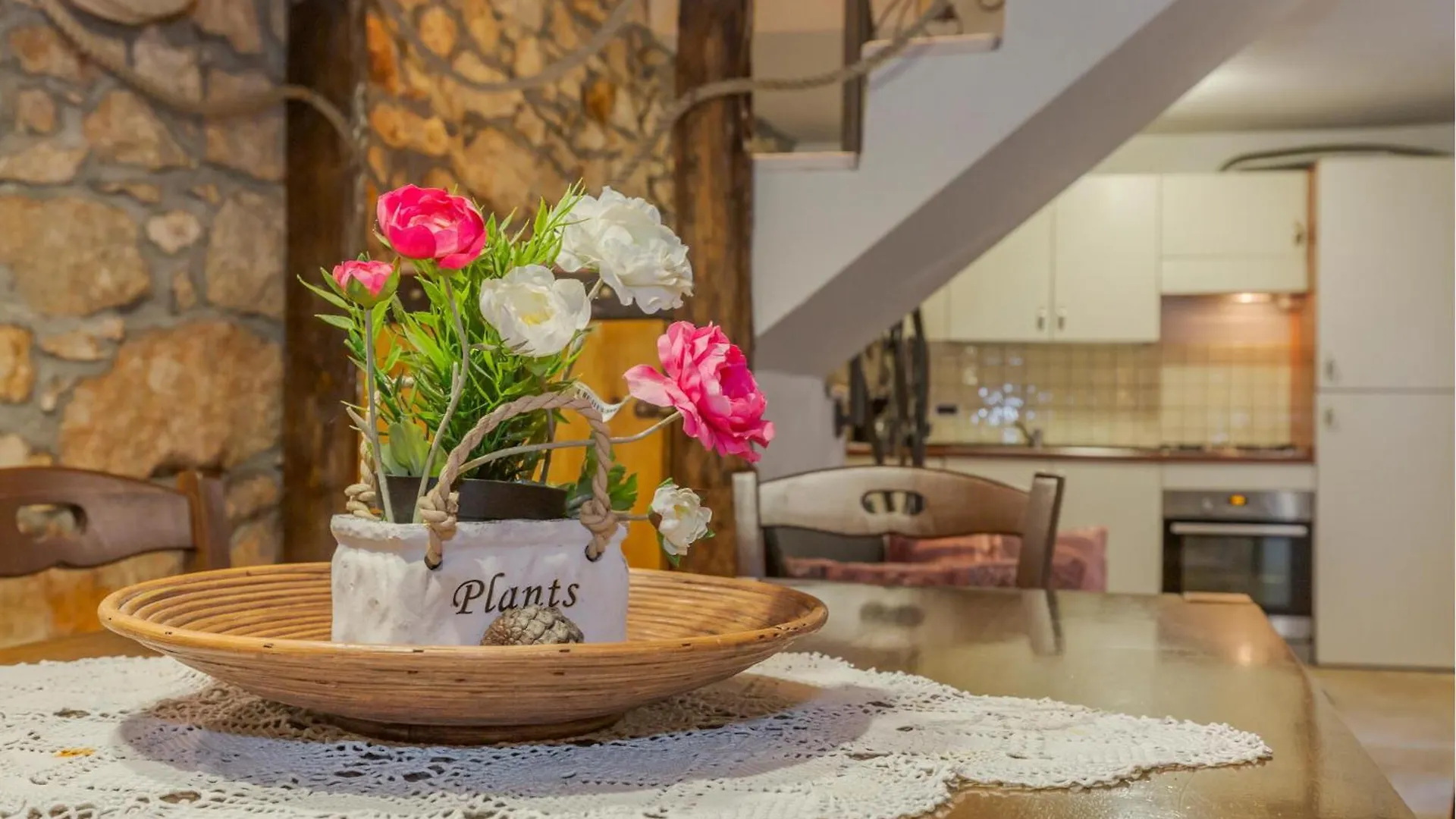 3 Bedroom Gorgeous Home In Moscenicka Draga