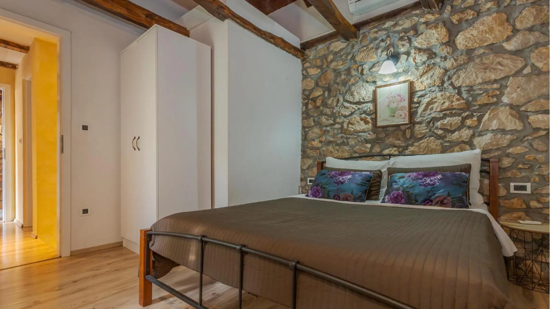 3 Bedroom Gorgeous Home In Moscenicka Draga 0*,  Croatia