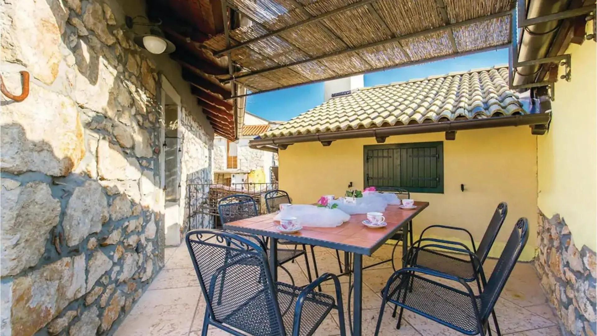 3 Bedroom Gorgeous Home In Moscenicka Draga Croatia