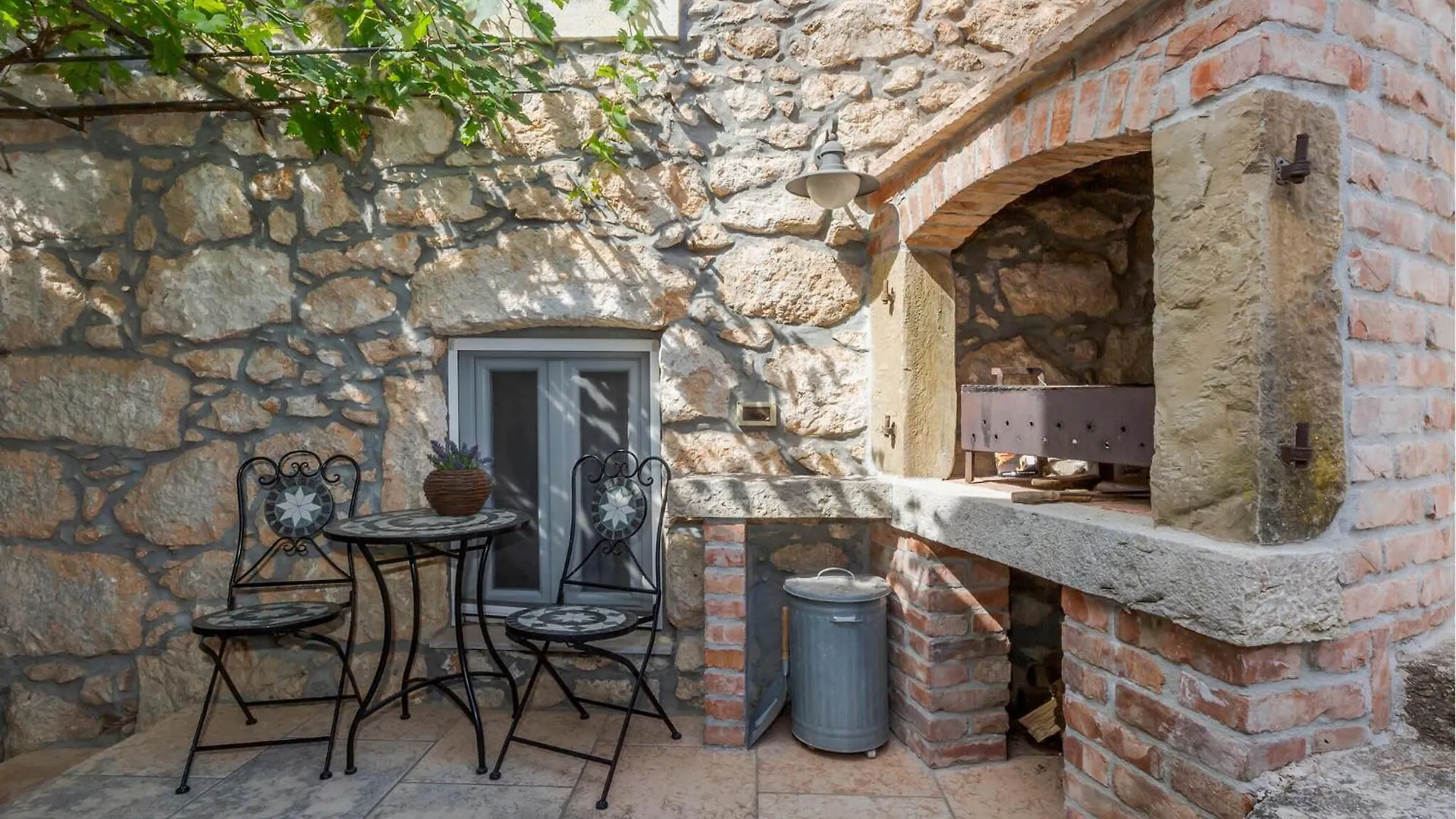 3 Bedroom Gorgeous Home In Moscenicka Draga 0*,  Croatia